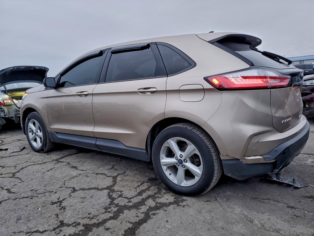 Ford Edge Se Image 9