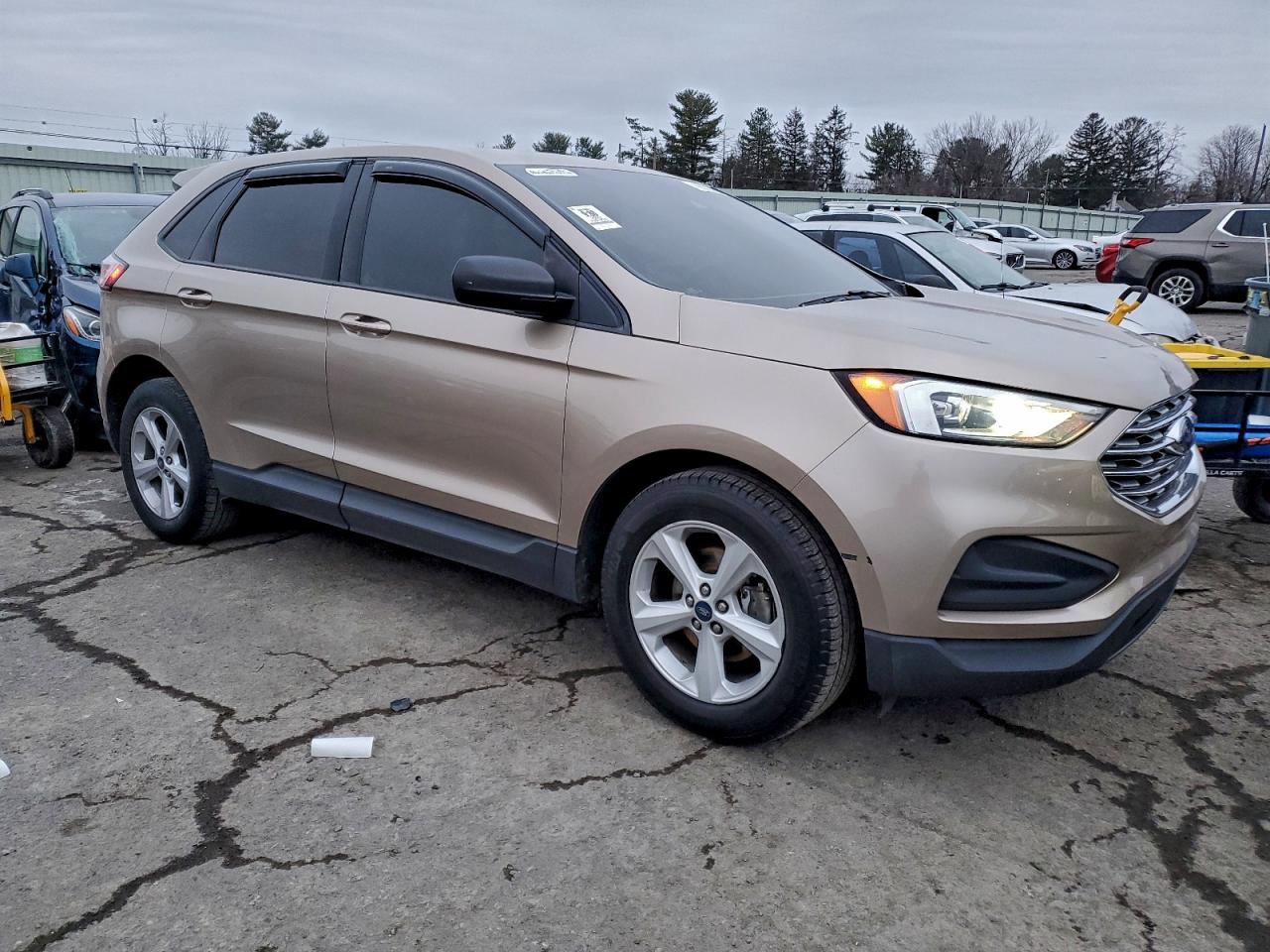 Ford Edge Se Image 2