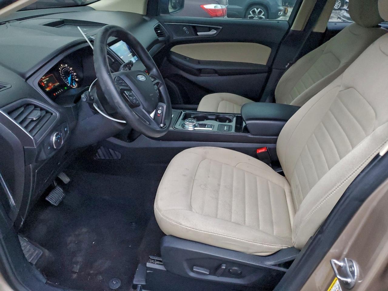 Ford Edge Se Image 11