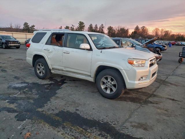 Toyota 4Runner Sr5 Image 9