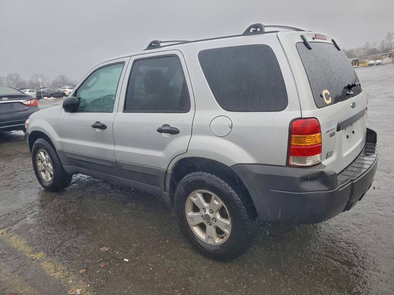Ford Escape Xlt Image 2