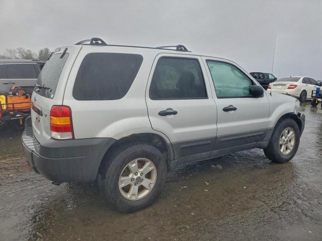Ford Escape Xlt Image 13