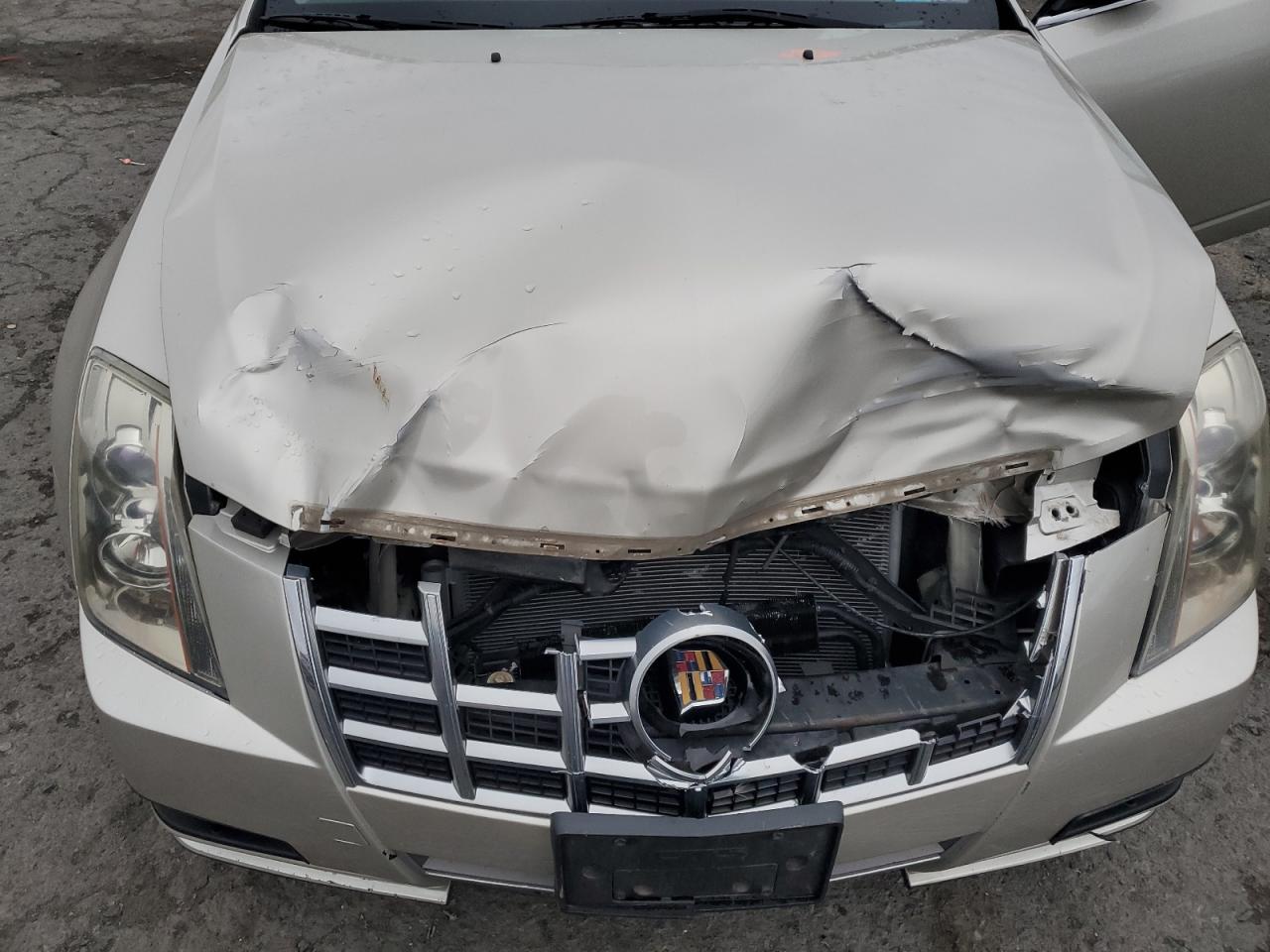 Cadillac CTS Luxury Collection Image 9