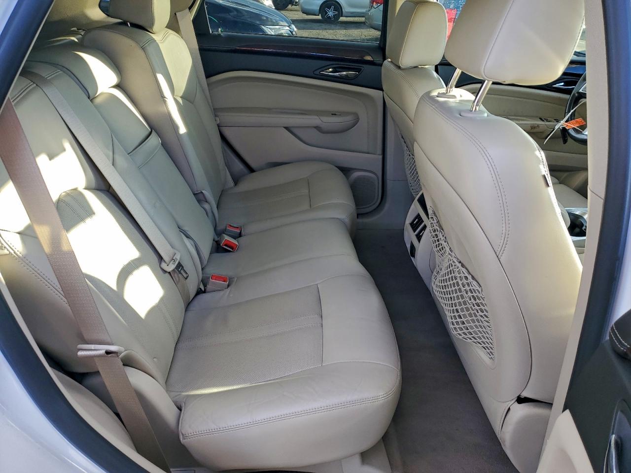 Cadillac SRX Luxury Collection Image 12