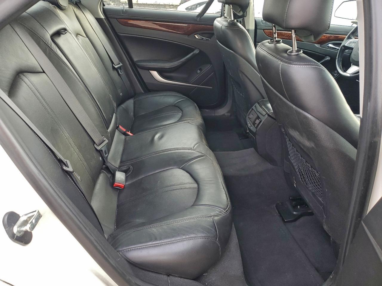 Cadillac CTS Luxury Collection Image 12